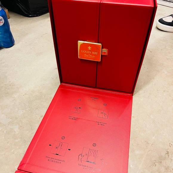 Three Empty Louis Xiii bottles for sale!! - Picture 5 of 8